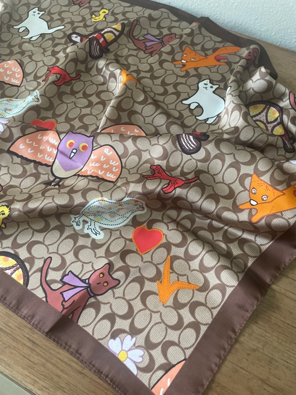 Monogram scarf - Picture 2 of 2